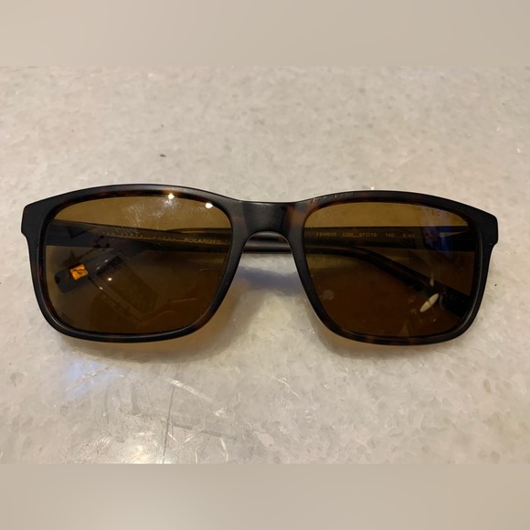 Woman’s Ted Baker sunglasses. - Picture 1 of 3
